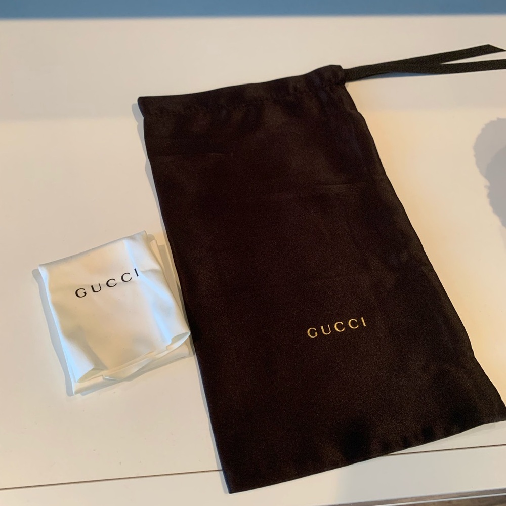 Gucci Classic Black Men's Sunglasses - Picture 14 of 16